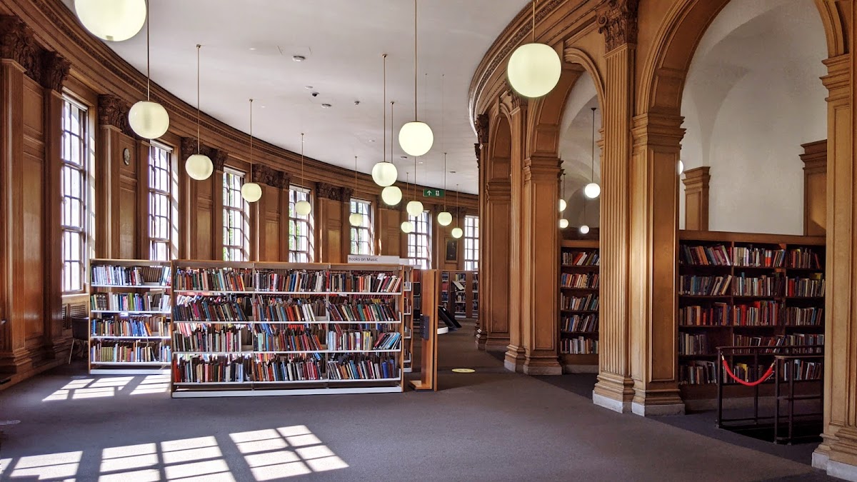 Central Library — photo 4