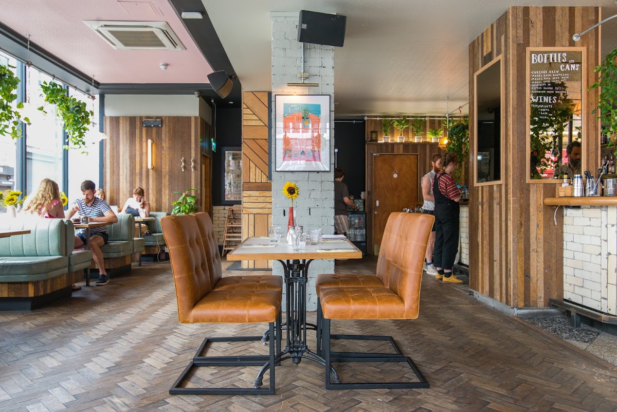 Selina NQ1 Manchester — photo 5